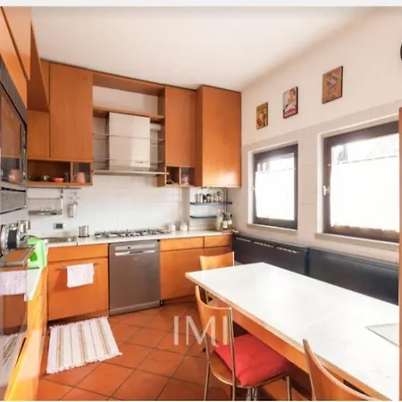 Gio Villa *