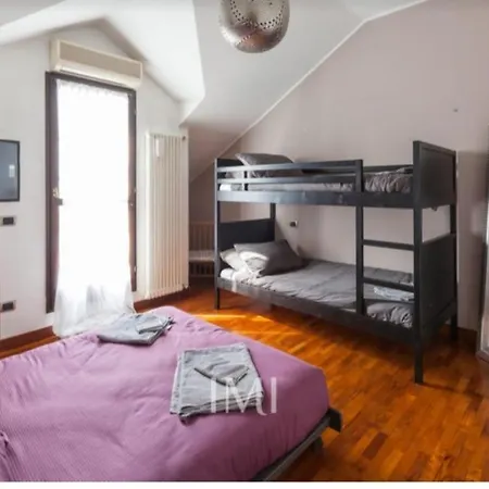 Gio Villa *