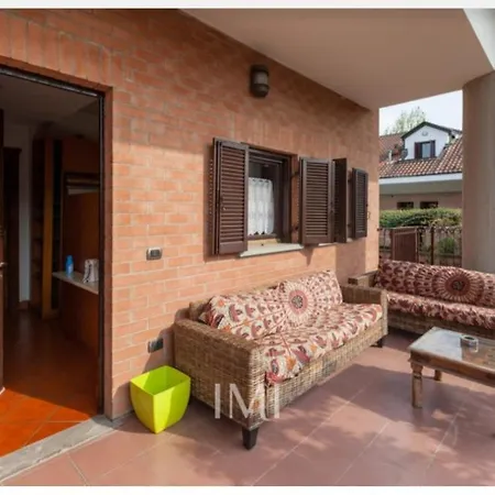 Gio Villa *